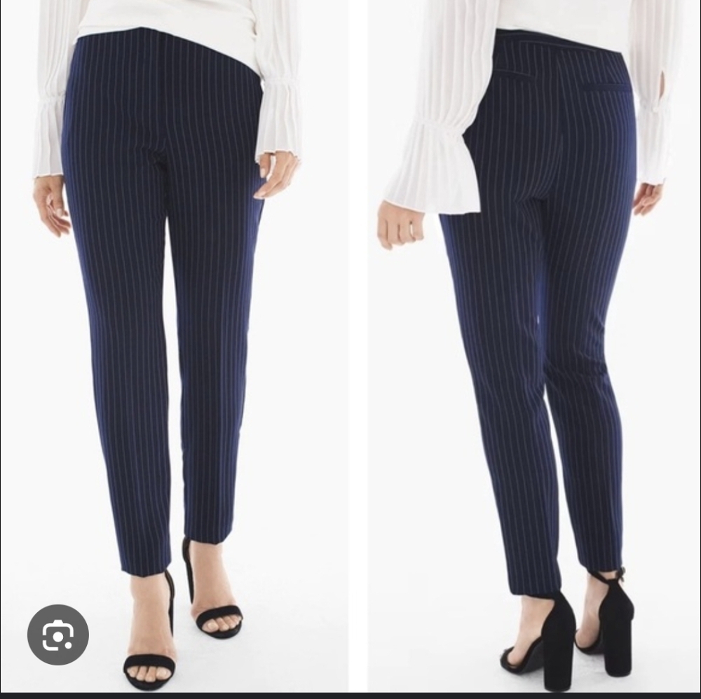 Chicos,Navy Pinstripe Women's Pants,Size 0.5
